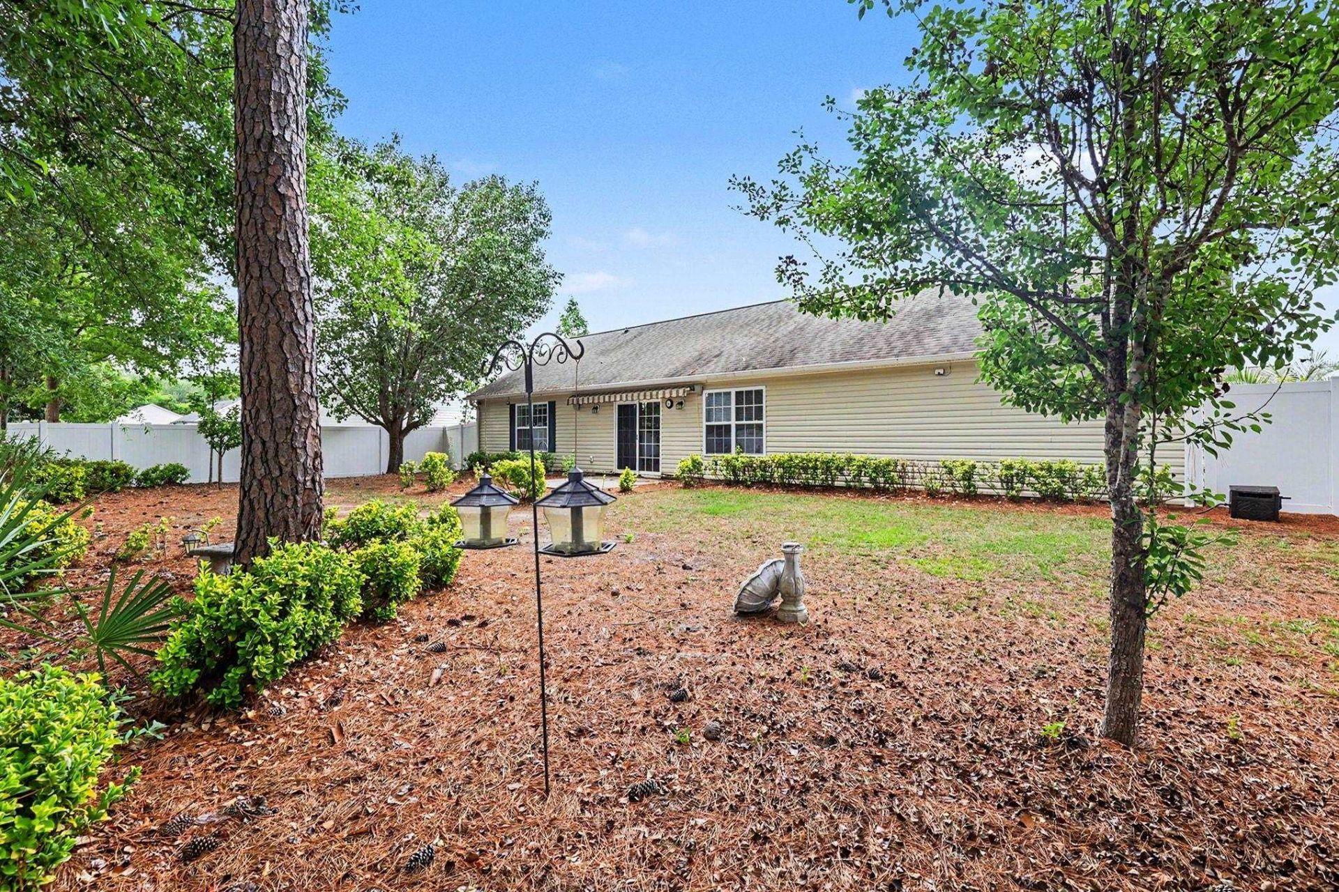 306 Andorra St.  Photo 30