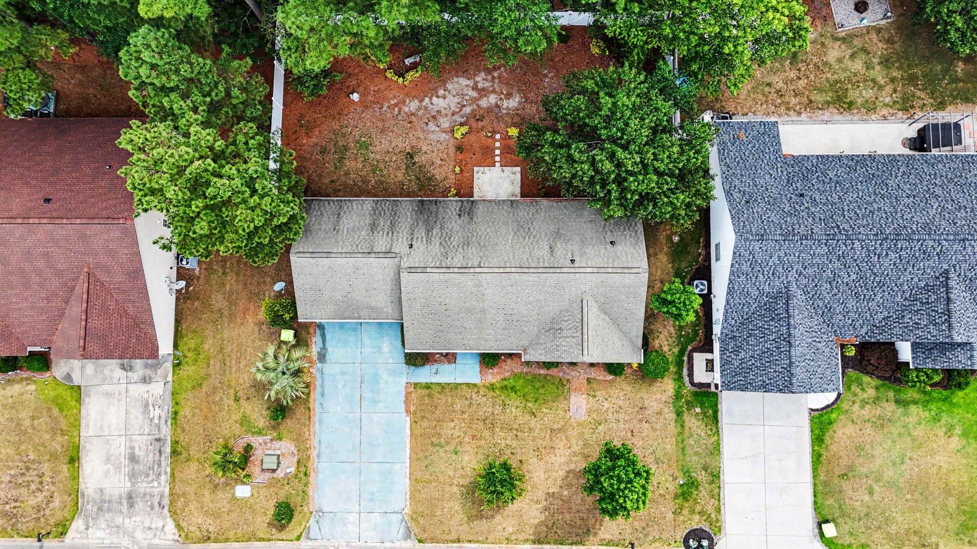306 Andorra St.  Photo 40