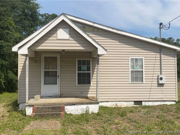 7441 3rd Street , Wade, NC 28395