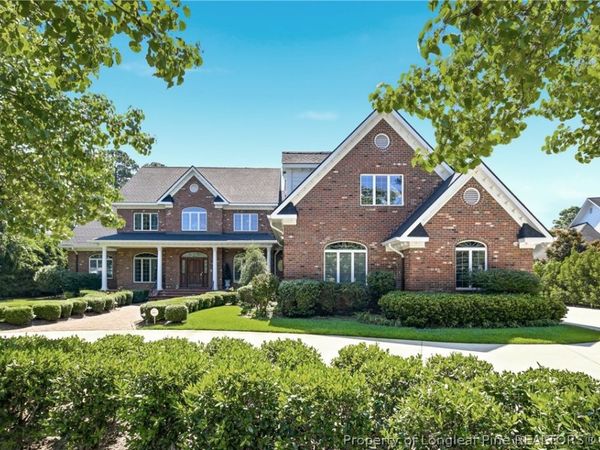 105 Great Oaks Drive , Fayetteville, NC 28303