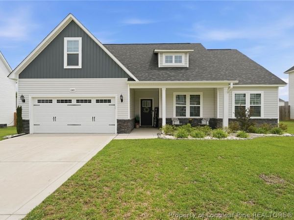240 Burnside Drive , Raeford, NC 28376