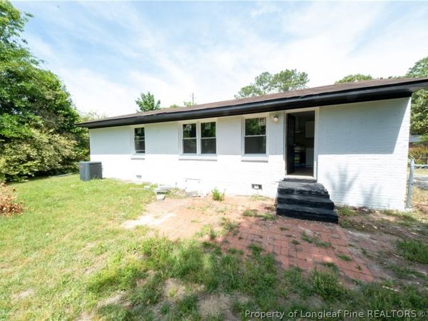 4825 Cottonwood Drive , Fayetteville, NC 28304