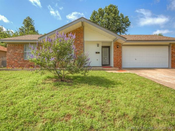 1508 Cardinal Circle , Sapulpa, OK 74066