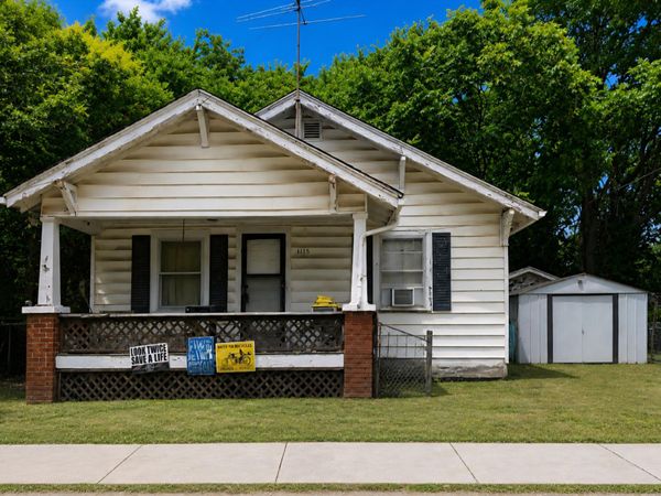 1115 N Missouri Avenue, Springfield, MO 65802