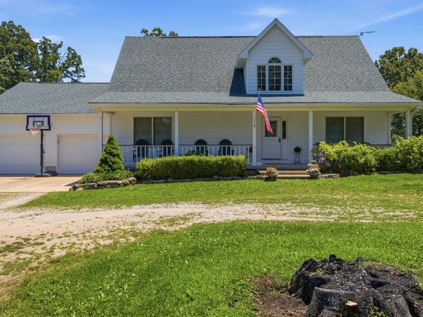 1196 County Road 5050 , Willow Springs, MO 65793