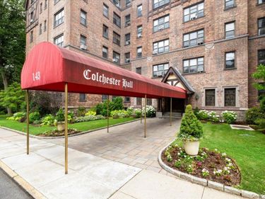143 Garth Road, Unit 5L, Scarsdale, NY 10583