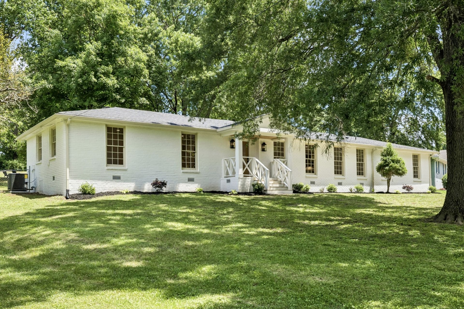 1314 Dalemere Dr, Nashville, TN 37207 Main Photo