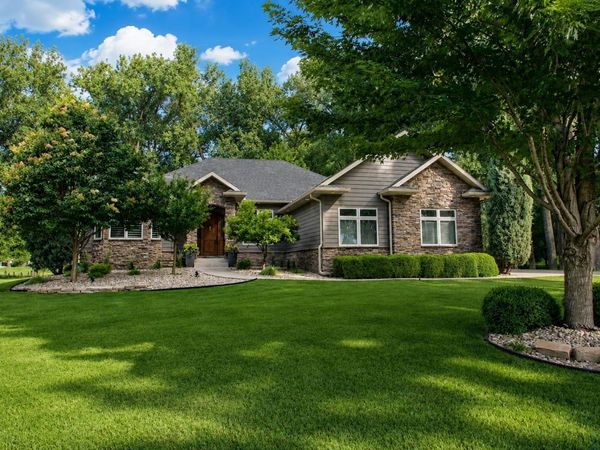 871 E Sawgrass Trail, Dakota Dunes, SD 57049