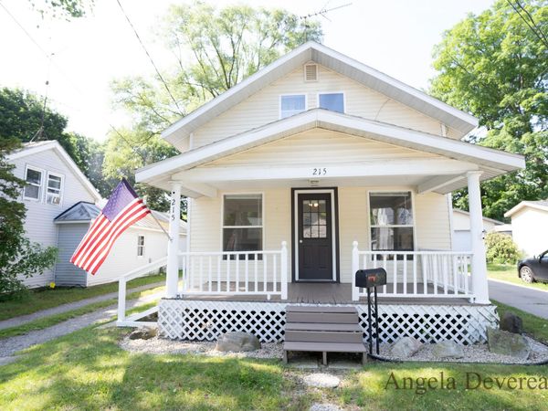 215 W Montcalm Street, Greenville, MI 48838