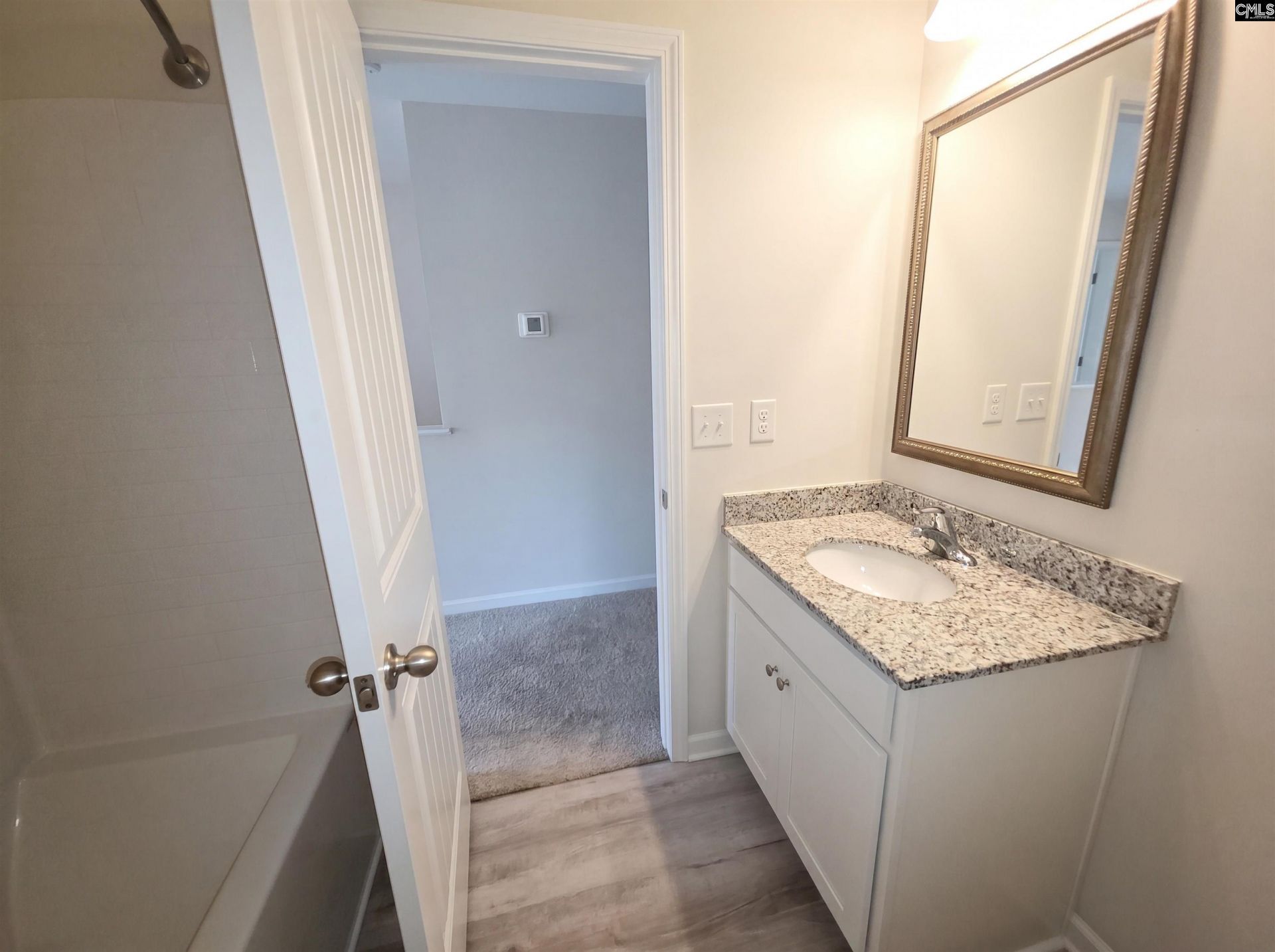 2050 Barnhart Drive  Photo 17