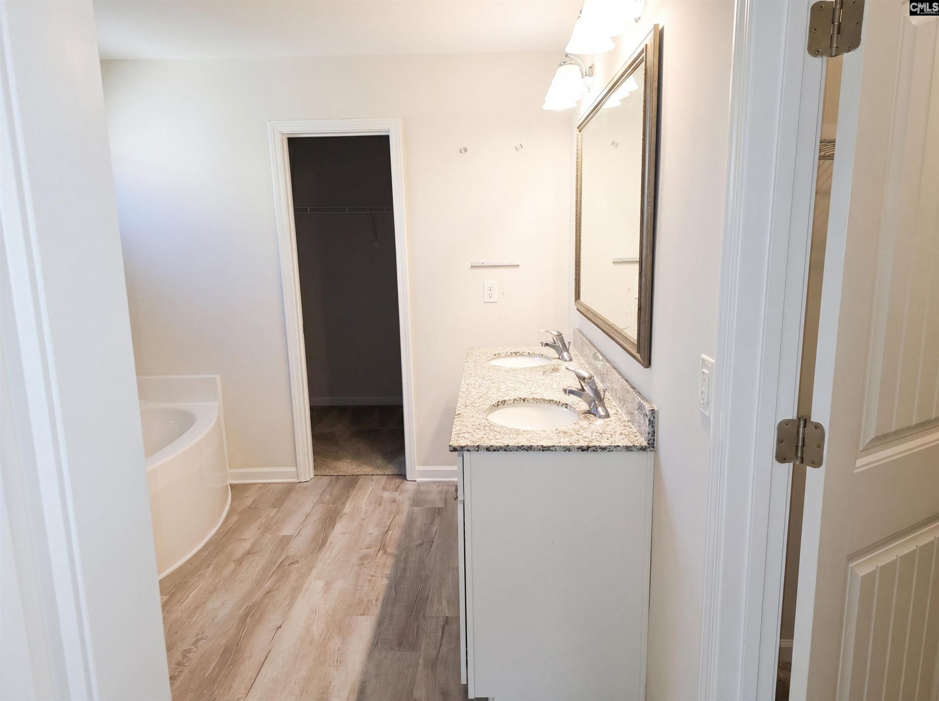 2050 Barnhart Drive  Photo 19