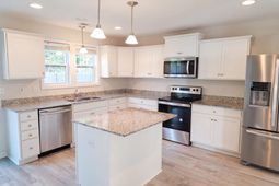 2050 Barnhart Drive  photo 4
