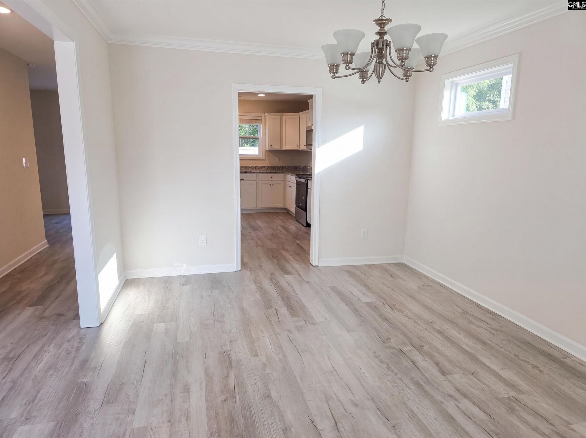 2050 Barnhart Drive  Photo 6