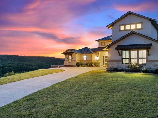 713 Laughing Dog CT, Leander, TX 78641