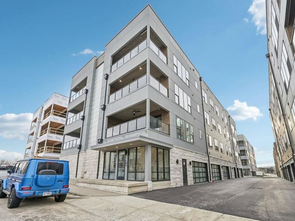 2867 Kobuk Drive, Unit 402, Columbus, OH 43228