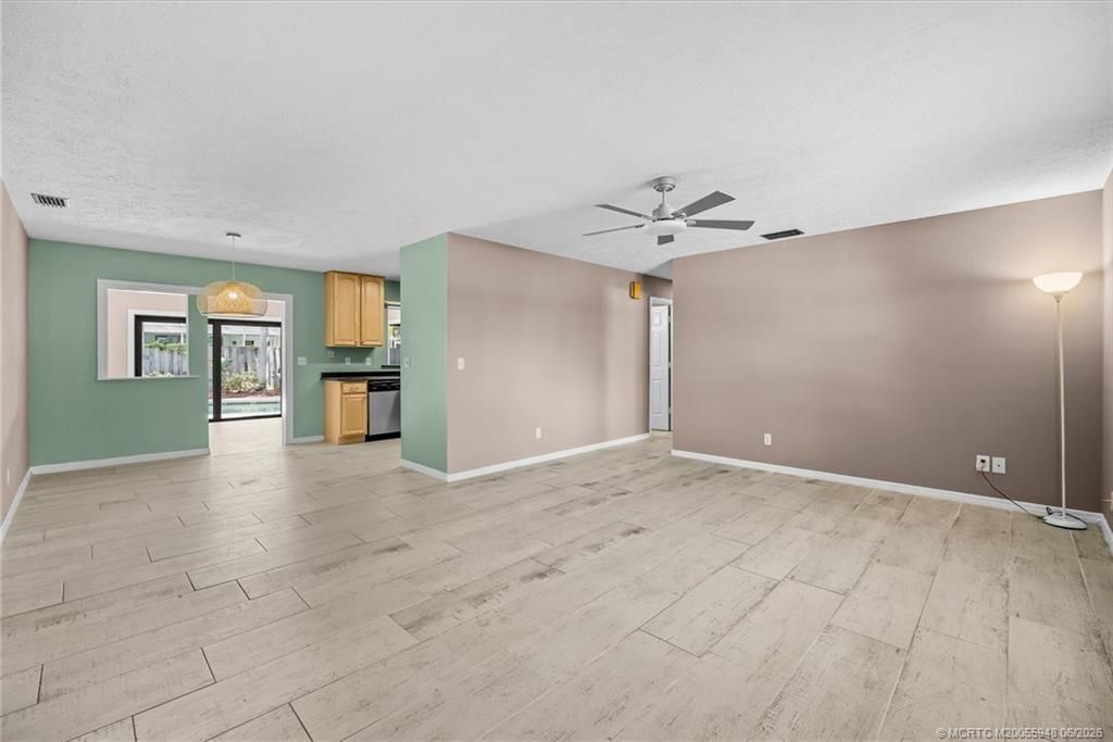 687 NE Maranta Terrado, Jensen Beach, FL 34957 Photo