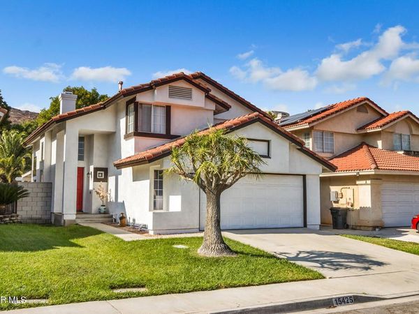 15425 Tobarra Road , Fontana, CA 92337