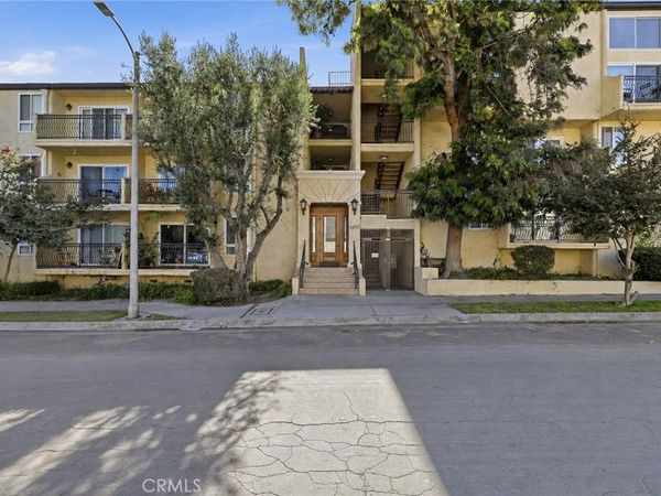 5257 Radford Avenue , Unit 212, Valley Village, CA 91607