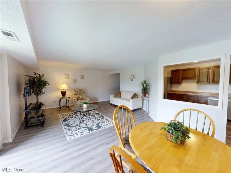 9510 Cove Drive, Unit C 11, North Royalton, OH 44133 Photo 12
