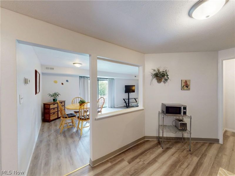 9510 Cove Drive, Unit C 11, North Royalton, OH 44133 Photo 16