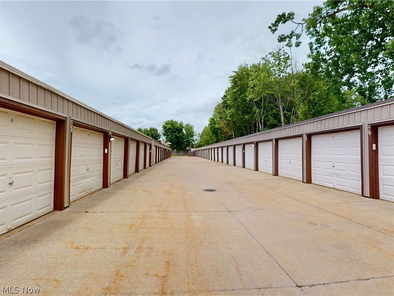 9510 Cove Drive, Unit C 11, North Royalton, OH 44133 Photo 5