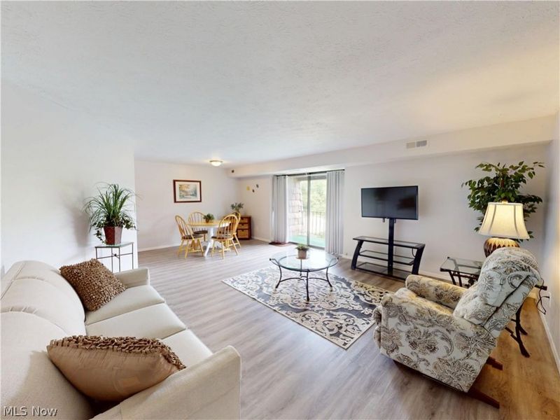 9510 Cove Drive, Unit C 11, North Royalton, OH 44133 Photo 8