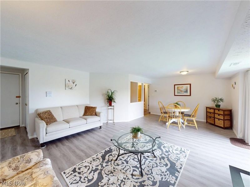 9510 Cove Drive, Unit C 11, North Royalton, OH 44133 Photo 9