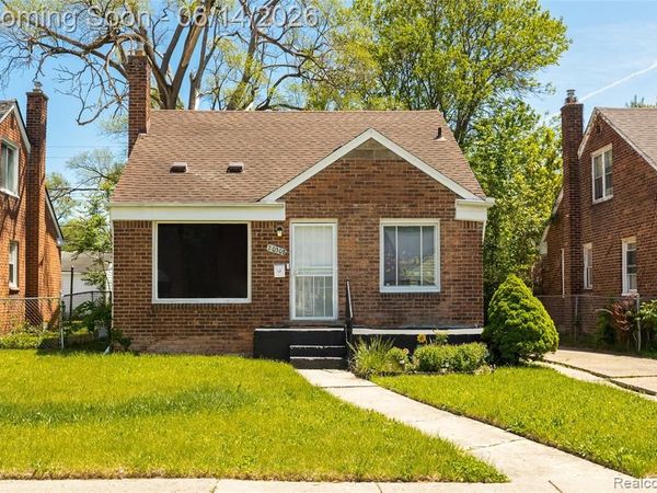 20308 Gilchrist Street, Detroit, MI 48235
