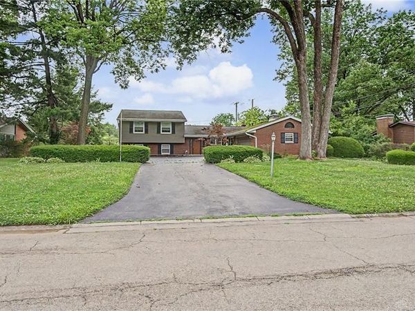5158 Oak Tree Drive, Dayton, OH 45440