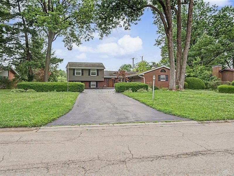 5158 Oak Tree Drive, Dayton, OH 45440 Photo 1