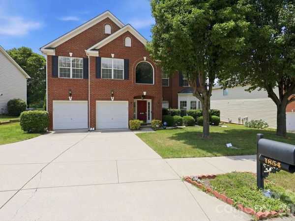 1854 Briarcrest Drive NW, Charlotte, NC 28269