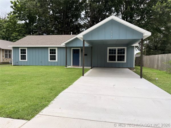 510 NW 1st Street , Checotah, OK 74426