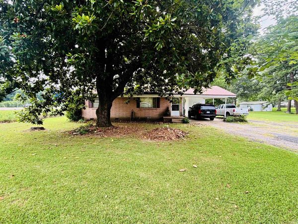 916 N Hickory Street , Bald Knob, AR 72010