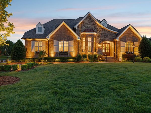 1663 Sunset Park Dr , Nolensville, TN 37135