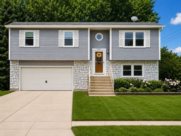 2401 Mallard Drive , Lindenhurst, IL 60046