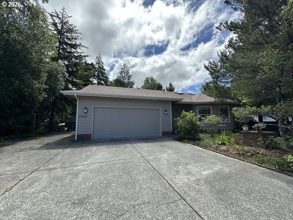 3960 MUNSEL CREEK DR, Florence, OR 97439