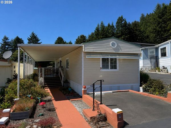 15765 HIGHWAY 101, Unit 9, Brookings, OR 97415