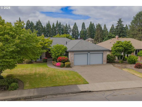 590 SNEAD N DR, Keizer, OR 97303