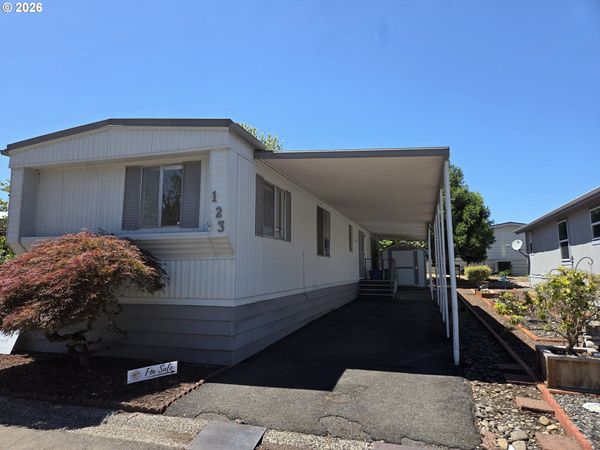 13640 SE HIGHWAY 212, Unit 123, Clackamas, OR 97015
