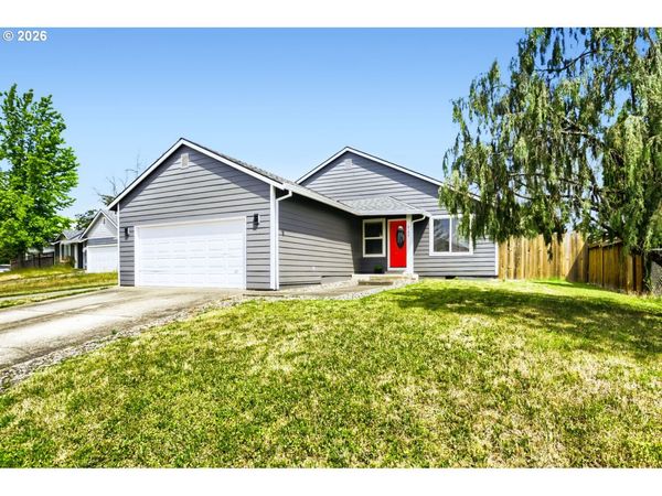 6147 SE GREEN CT, Hillsboro, OR 97123