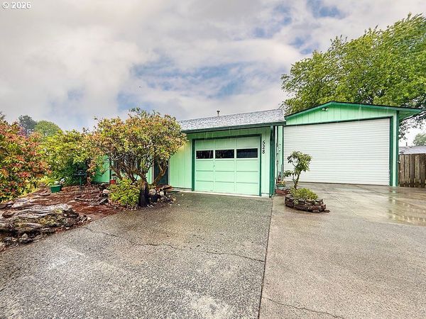 528 NW 1ST ST, Warrenton, OR 97146