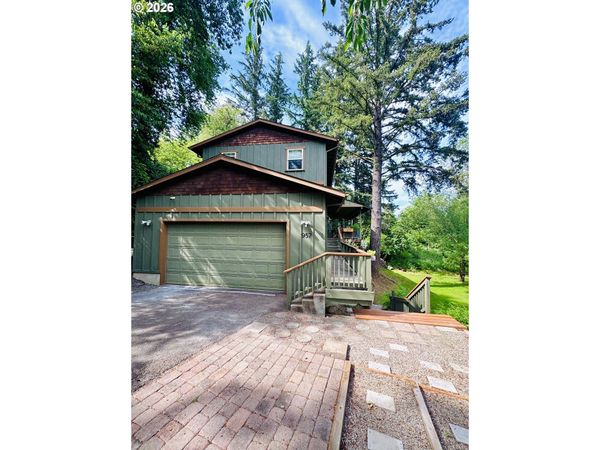 957 SW FELLOWS ST, McMinnville, OR 97128