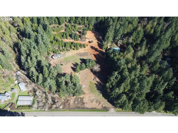 25797 SIUSLAW RIVER RD, Lorane, OR 97451