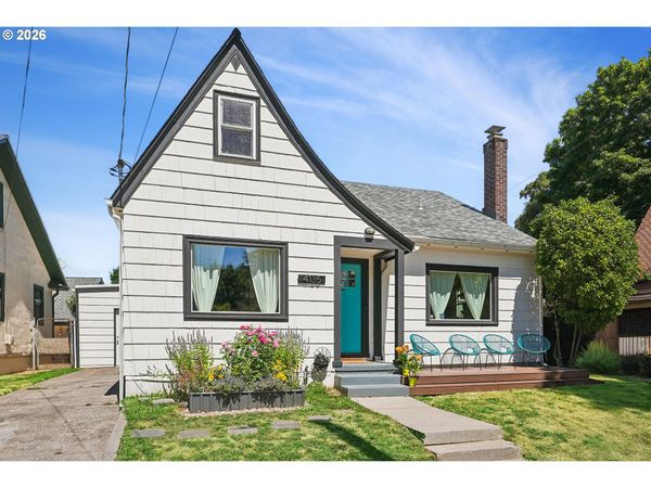 4135 NE MULTNOMAH ST, Portland, OR 97232