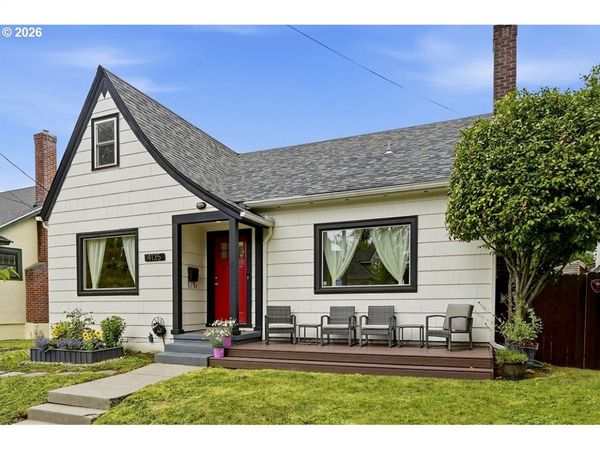 4135 NE MULTNOMAH ST, Portland, OR 97232