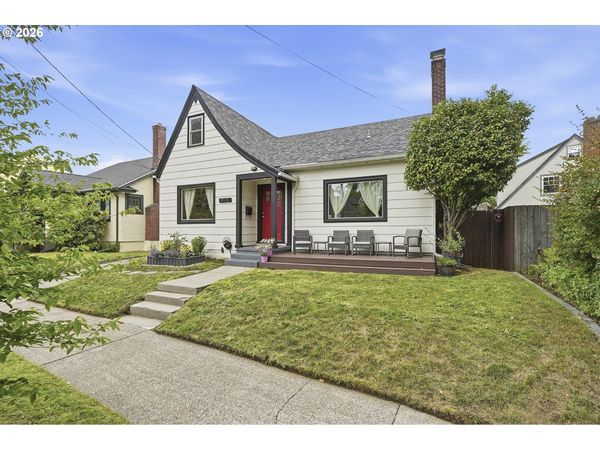 4135 NE MULTNOMAH ST, Portland, OR 97232
