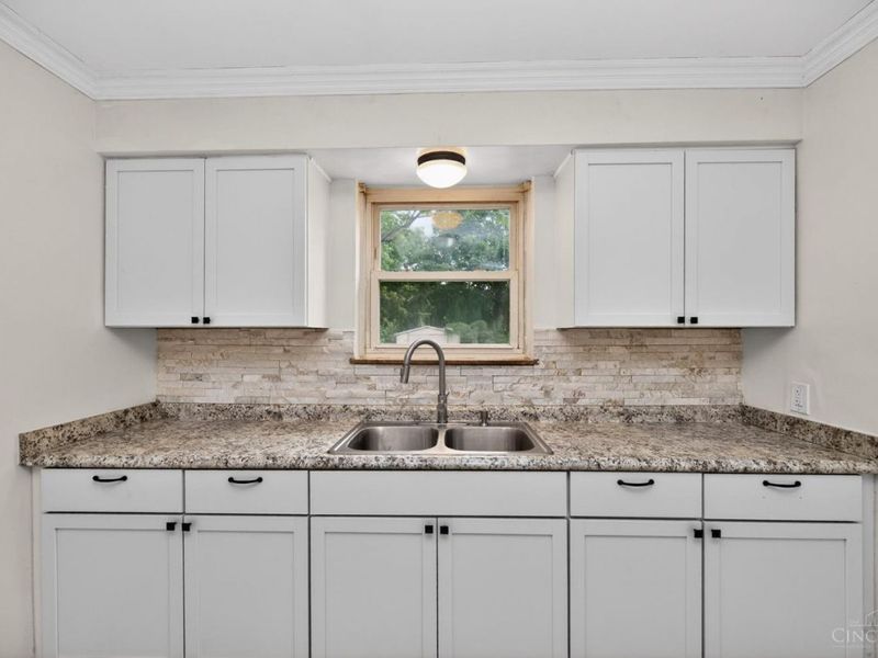 3452 Robb Avenue, Cheviot, OH 45211 Photo 12