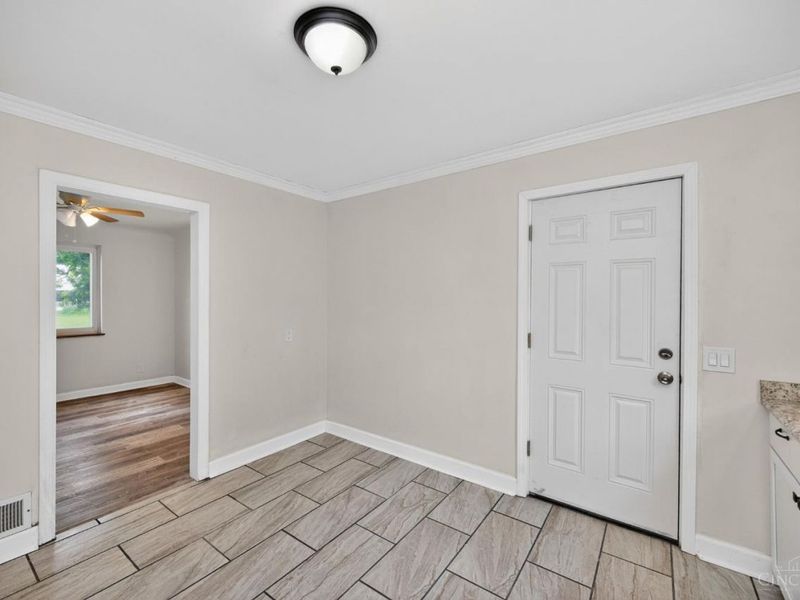 3452 Robb Avenue, Cheviot, OH 45211 Photo 14