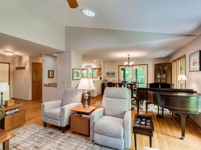 477 White Oak Drive, Oxford, OH 45056 Photo 9