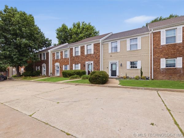 4636 S Gary Place , Tulsa, OK 74105